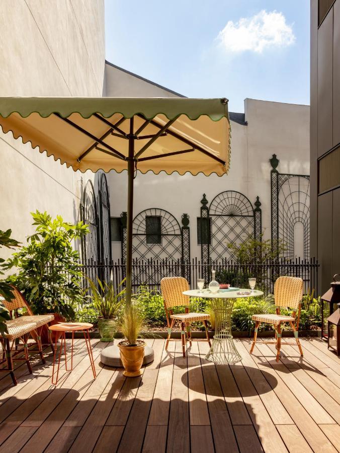 La Fantaisie Hotel Paris Exterior photo