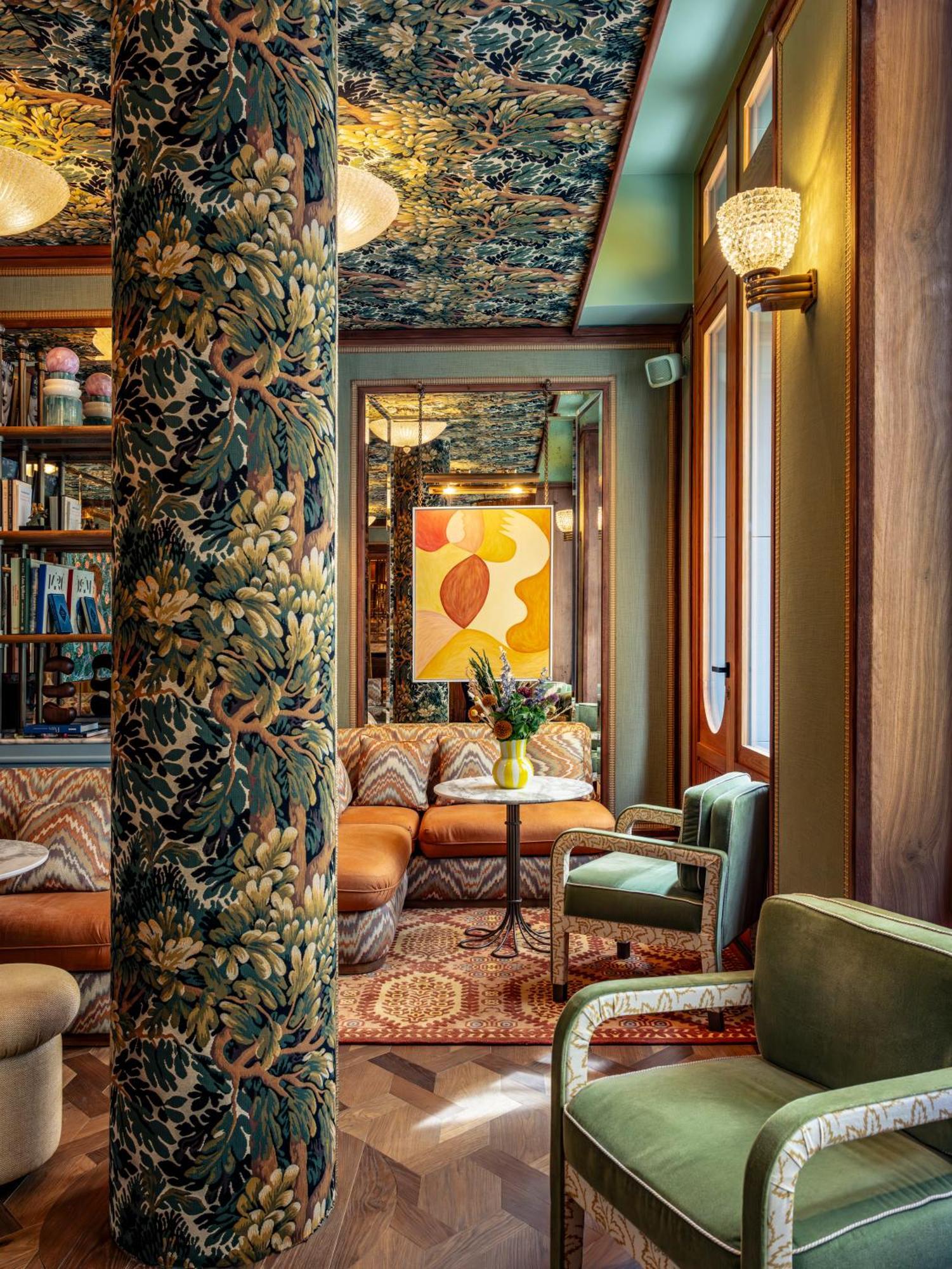 La Fantaisie Hotel Paris Exterior photo